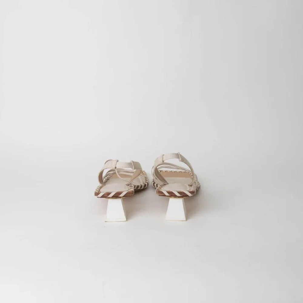 Jaquemus Les Valerie Sandals - Picture 2 of 12